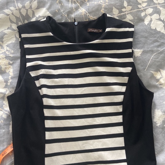Black and White striped sheath dress by J. McLaughlin - Picture 5 of 8